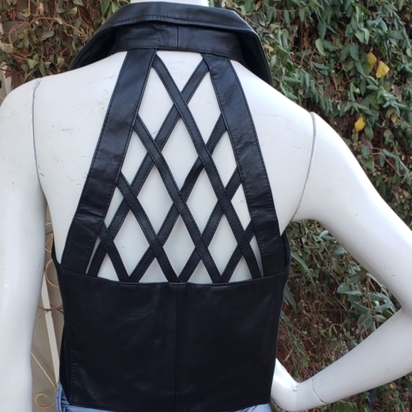 MUST HAVE THIS‎ SEXY VEST - Picture 3 of 8